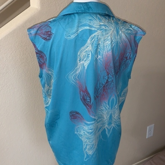 Nike good sleeveless top - Picture 4 of 7